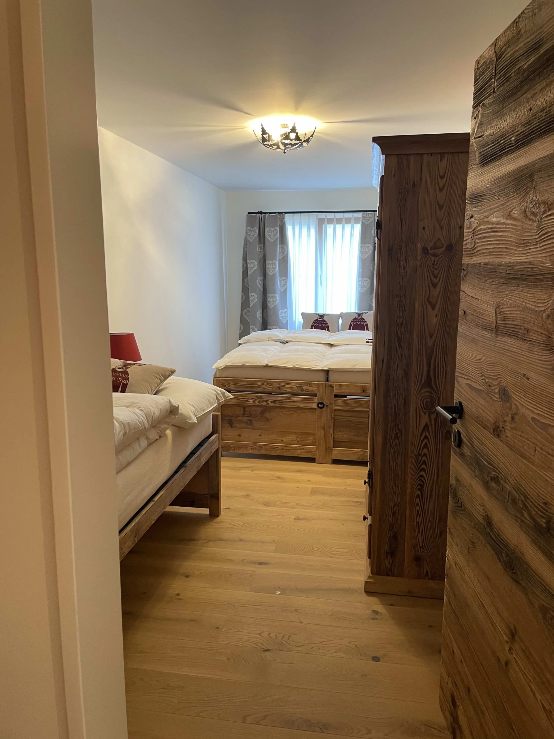 Edelwiis Interiors Gästezimmer