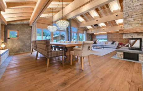 Edelwiis Interiors Holzesszimmer