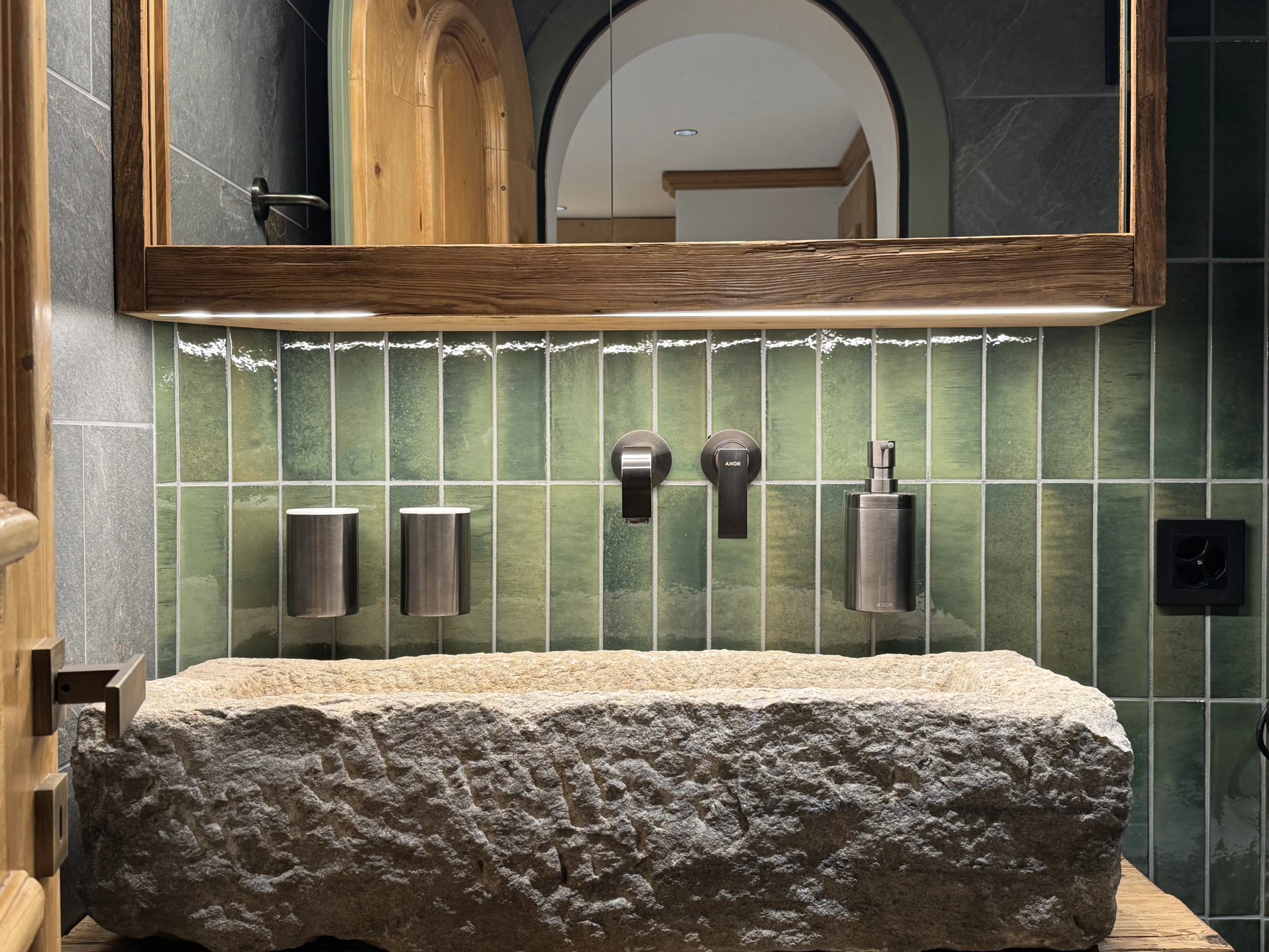 Edelwiis Interiors Arosa Bad