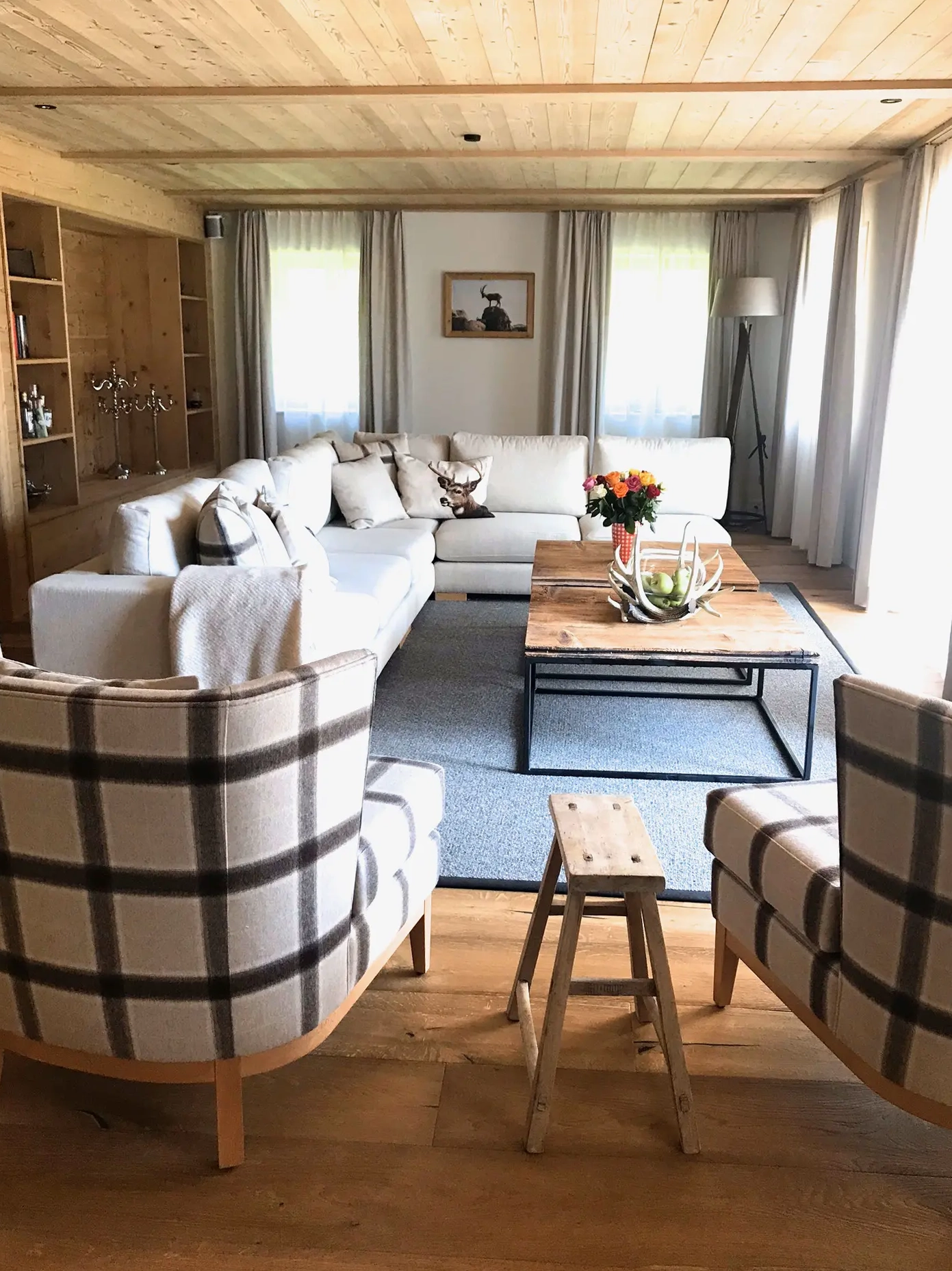 Edelwiis Interiors Wohnzimmer