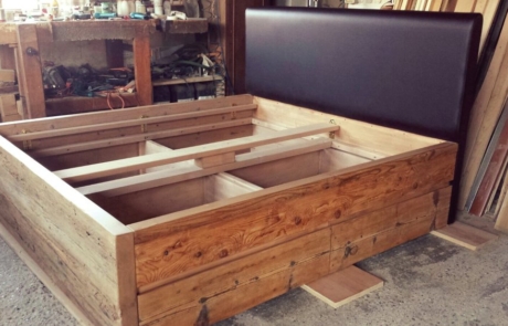 Edelwiis Interiors Bett